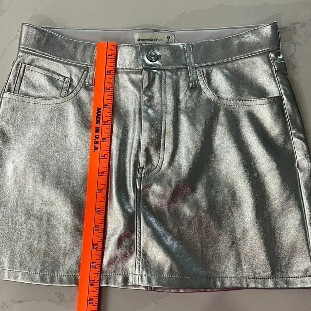 Abercrombie & Fitch Silver Vegan Leather 5 Pocket Metallic Mini Skirt 29 NWT